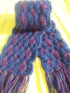 Soft and Squishy Shell Scarf - free crochet pattern
