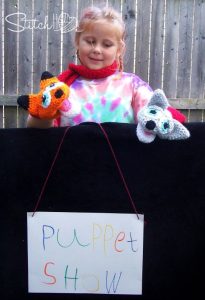 Free Crochet Pattern - Wolf and Fox Puppet Scarf for Children