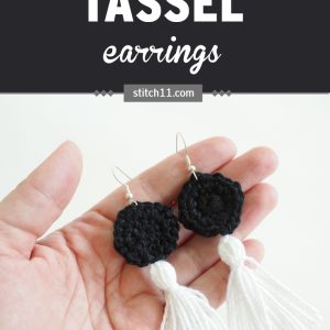 Easy DIY Tassel Earrings - the dangliest, cutest crochet tassel earrings you ever did see. #crochetpattern #crochetearrings #crochettasselearrings #crochetlove #crochetaddict #crochetaccessories