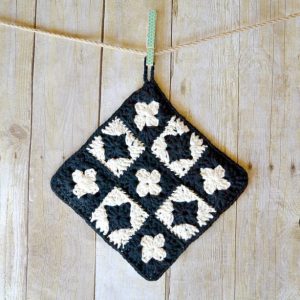 Vintage Inspired Crochet Potholder