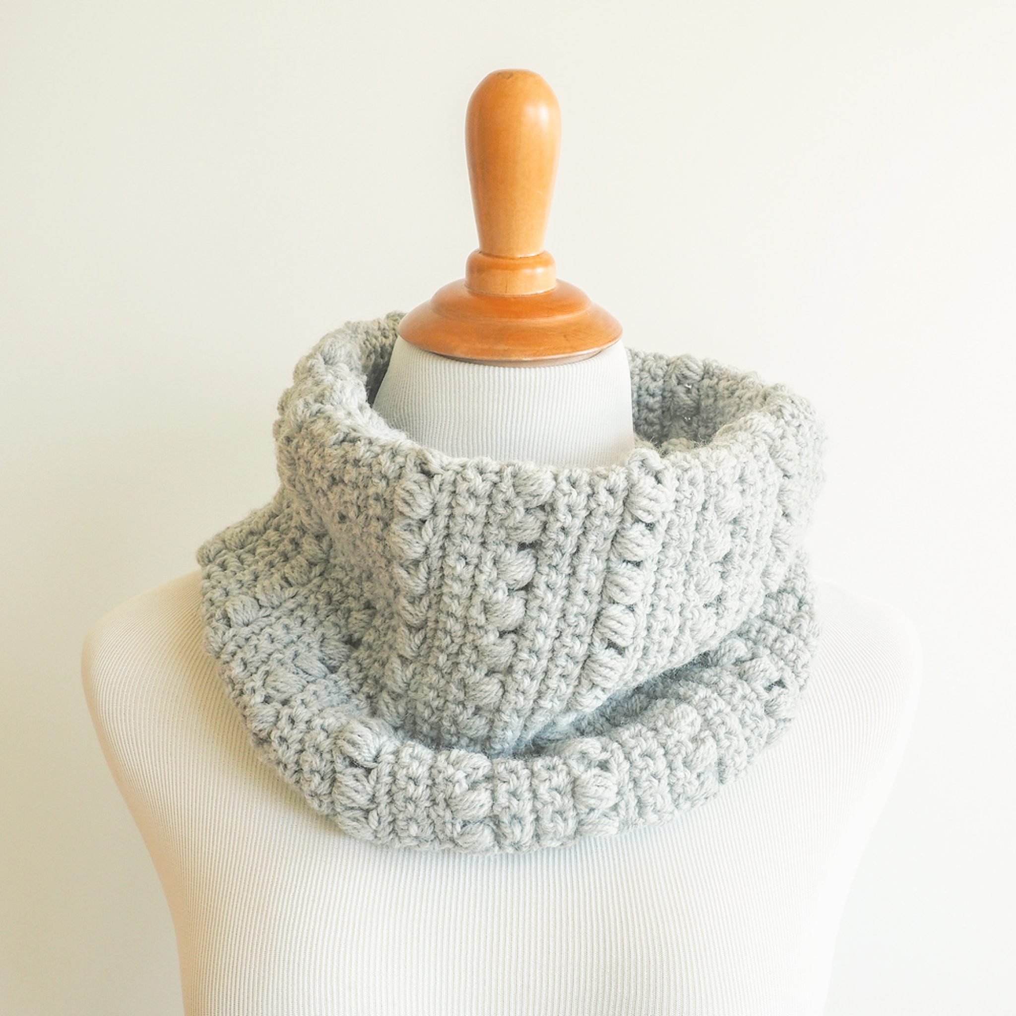 Warm Winter Cowl Crochet Pattern - Stitch11
