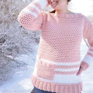 Easy Crochet Pullover - These 16 super easy crochet sweater patterns are the best we’ve found. There’s a good variety to choose from whether you like them light, cropped or with a classic look. #easycrochetsweaterpatters #easycrochetpatterns #crochetsweaters