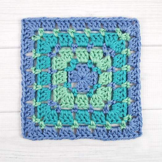 Block Stitch Square - If you’re thinking of starting a crochet blanket and want to give it that extra touch of ‘oomph’ - using any of these crochet squares might be the thing you need! #crochetsquares #afghansquares #crochetpatterns