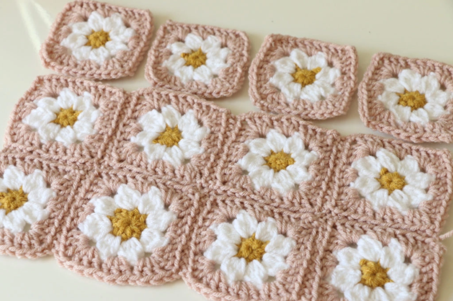 Daisy Crochet Granny Square  