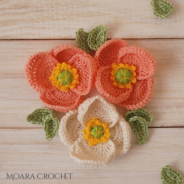 Crochet Poppy Flowers with leaves