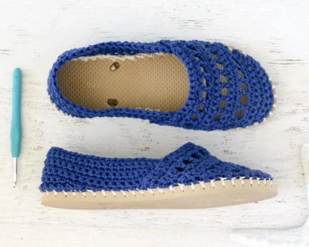 Crochet Seaside Slip-on Slippers