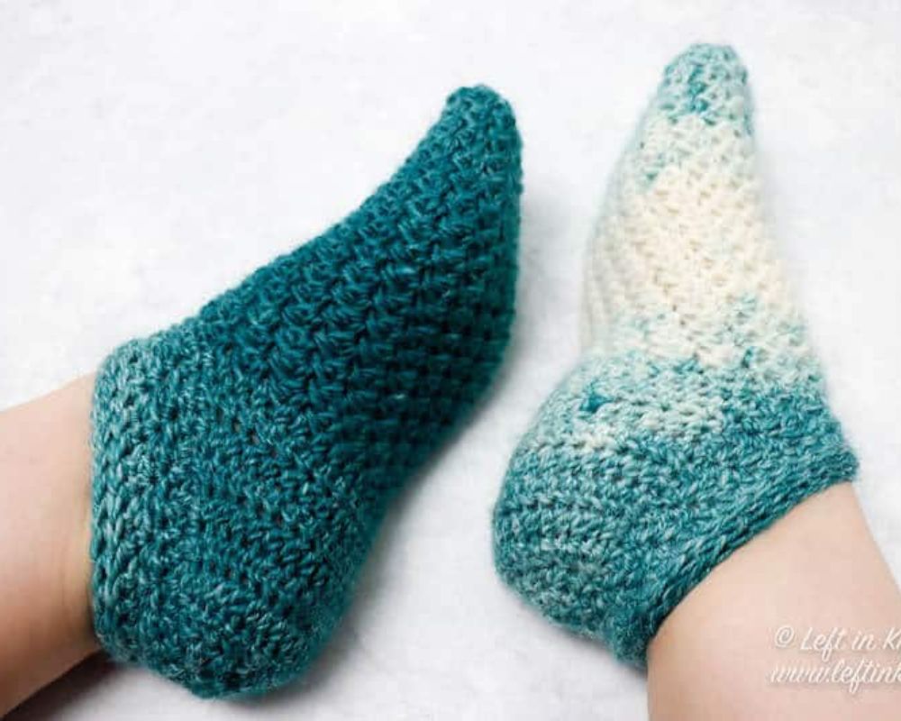 Crochet Snowball Slipper Socks 