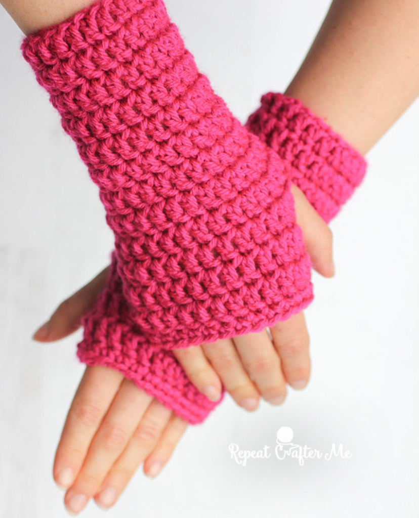 50-Minute Fingerless Crochet Gloves