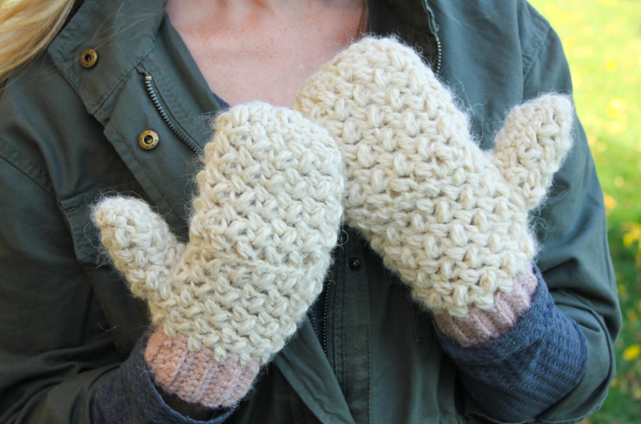 Cozy Convertible Crochet Mittens