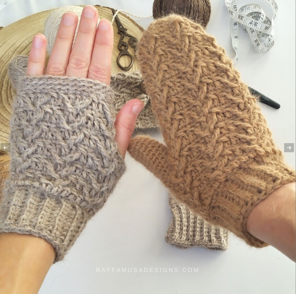 Crochet Hygge Arrow Gloves