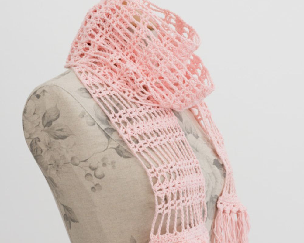 Easy Lace Crochet Scarf 