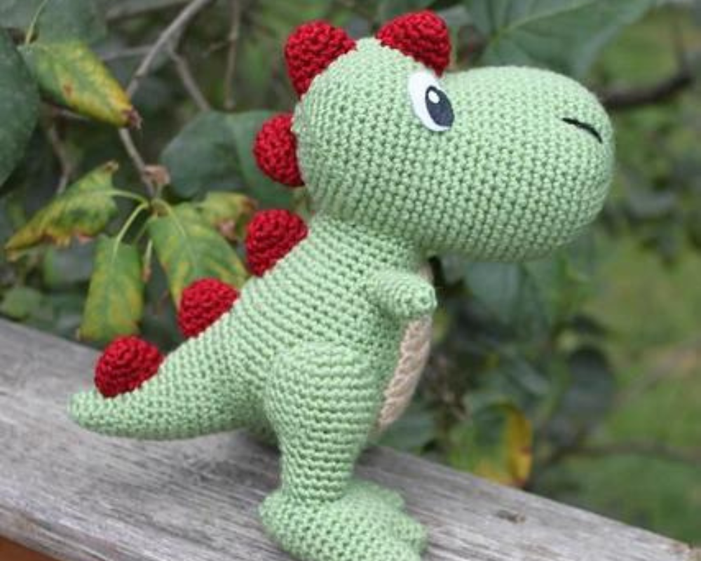 Crochet T-rex Amigurumi